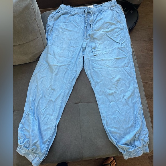 Cozy pants, they look great! - Picture 3 of 3